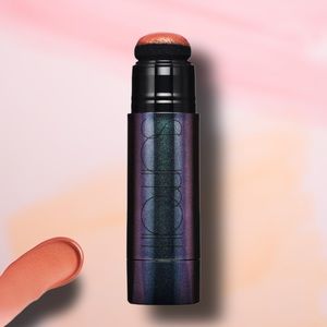 Surratt Artistique Liquid Blush SHADE:
Barbe A Papa
